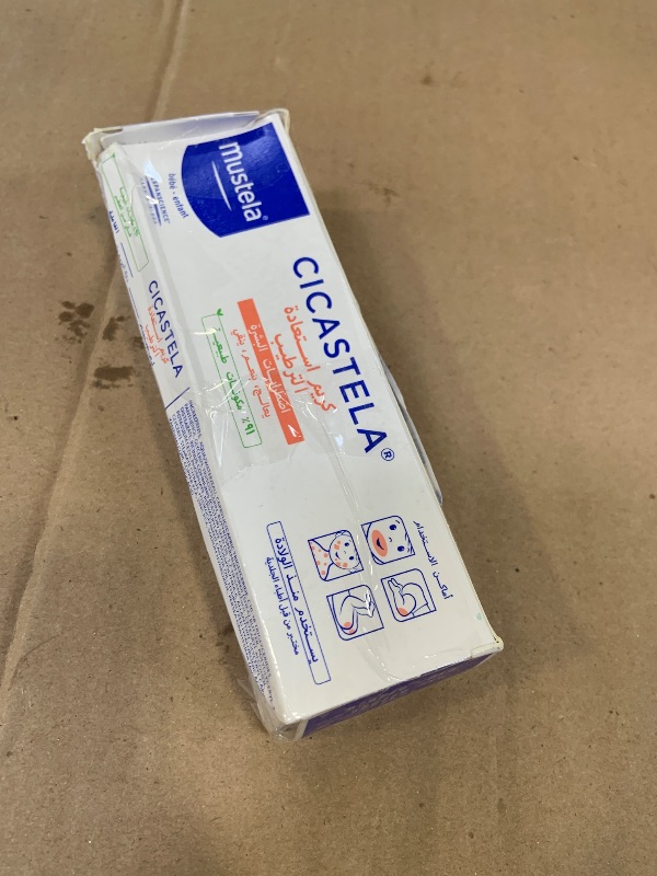 Photo 1 of Mustela Cicastela Moisture Recovery Cream - Multipurpose Baby Ointment for Skin Discomfort - with Natural Avocado & Hyaluronic Acid - Fragrance-Free - 1.35 fl. Oz