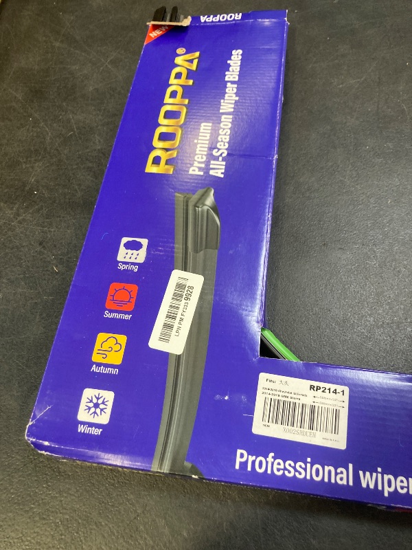 Photo 1 of 2 wipers Factory Replacement for 2014-2018 Chevy Chevrolet Silverado GMC Sierra Original Equipment Replacement Front Wiper Blades - 22"/22" (Set of 2) Top Lock