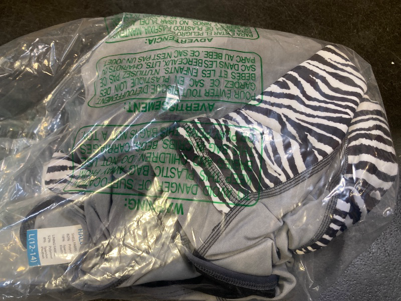 Photo 1 of Halcurt Women Long Sleeve Board Shorts and Rash Guard Set Swimsuits 2 Piece Modest Bathing Suit Zebra - L