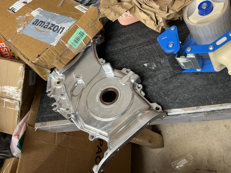 Photo 1 of Engine Timing Cover For 2001-2011 Toyota Camry Highlander Solara 2.4L 2AZFE ?Timing Chain Cover Replace # 11310-28070, 1131028040, 113100H011, 113100H010