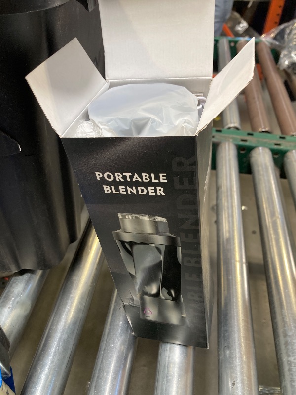 Photo 1 of **INCOMPLETE** Blender 12.45oz Cordless 1.2456 Watt Portable Squeezed Juices 35478mAh Self Cleaning and BPA 3.12 Sharp Blade QIANHEISE
