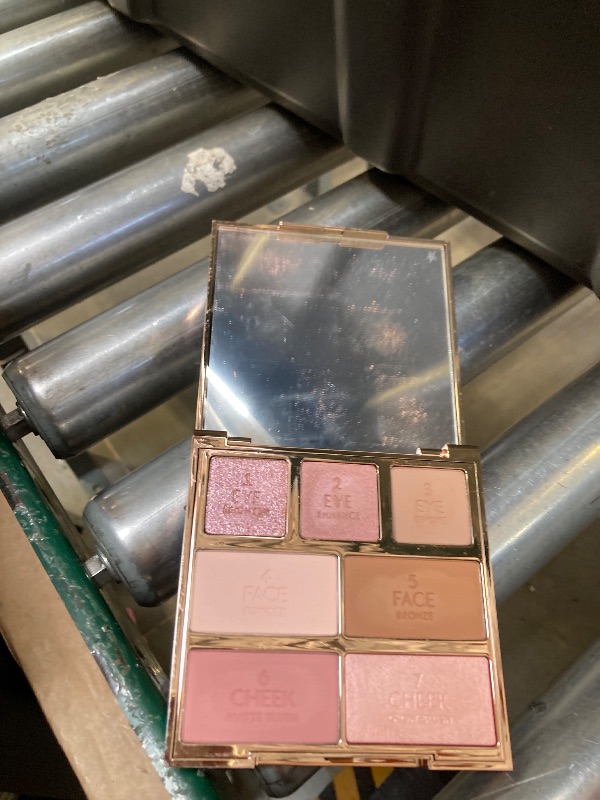 Photo 1 of Charlotte Tilbury Instant Look in a Palette - Powder Face Makeup for Eyes & Cheeks - Powder Bronzer, Highlighter & Blush for the Perfect Summer-Fresh Glow - Pretty, Glowing Beauty