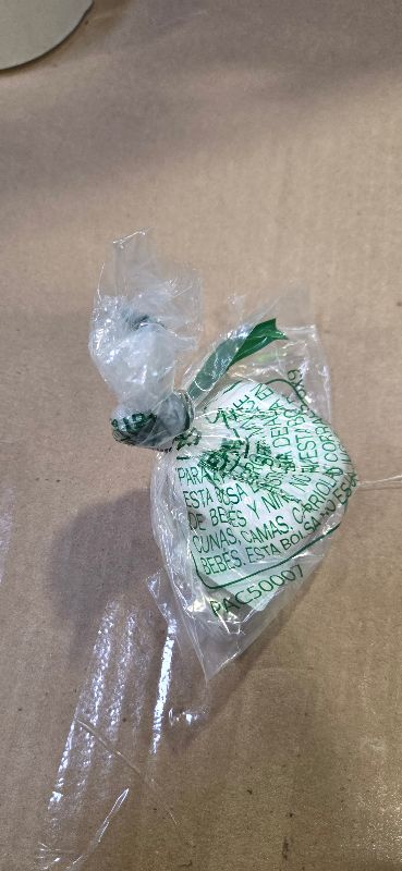 Photo 1 of Apple Airpods 4 (Renewed)