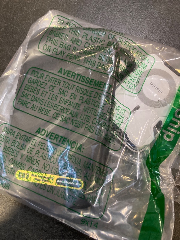 Photo 1 of Aulumu G03 Men's Wallet Leather Metal Card Case • Compatible with MagSafe • Multi Function • Mobile Phone Stand/Grip • Bottle Opener • RFID Shielding Cards