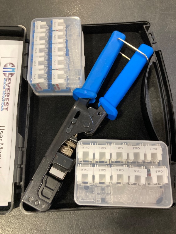 Photo 1 of Everest easyJACK - 90° Angled Speed Termination Keystone Tool Set - with 20-Pack of RJ45 Slim Profile Cat6 Keystone Jacks (10 Blue & 10 White) - Time Saver Network Cat6 Punchdown Tool