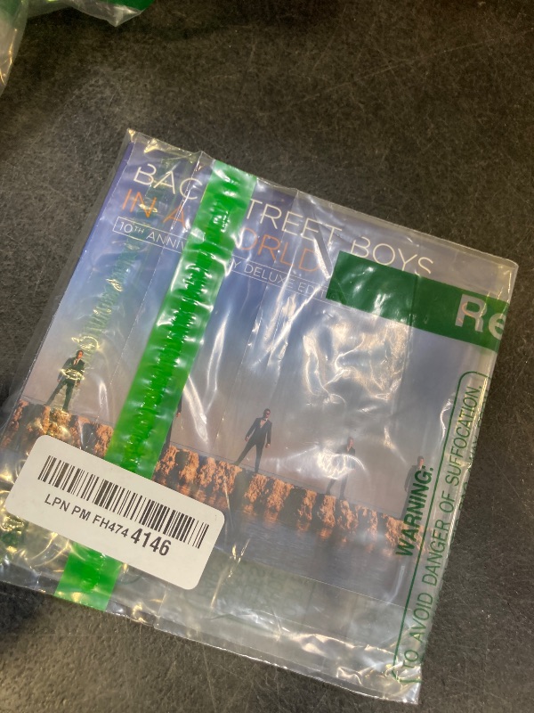 Photo 1 of In a World Like This (10th Anniversary)[Deluxe]