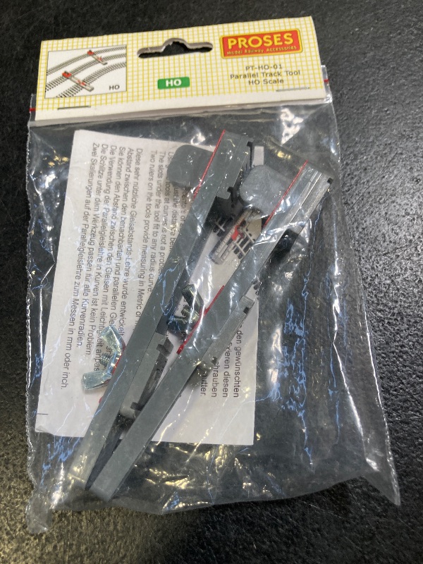 Photo 1 of HO SCALE ADJUSTABLE PARALLEL TRACK TOOL (2/pk) - HO Scale