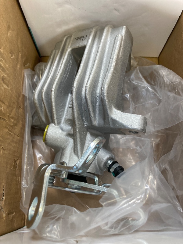 Photo 1 of 1K0615423D 1K0615424D Rear Disc Brake Caliper Assembly Without Bracket for Audi A3 2010-2013, Volkswagen Golf 2011, Jetta 2012-2018, Beetle 2014-2018 1.4L 1.8L 2.0L 2.5L Driver and Passenger Side