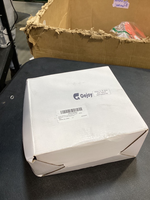 Photo 1 of Gejoy 300 Pcs Lotus Tulip Cupcake Liners Baking Muffin Paper Baking Cups Cupcake Liners Holders Cupcake Wrapper for Party, Wedding, Birthday, Christmas, Baby Showers, 3 Colors (Delicate)