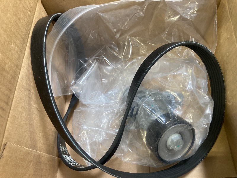 Photo 1 of Gates 90K-38158D Complete Serpentine Belt Drive Component Kit