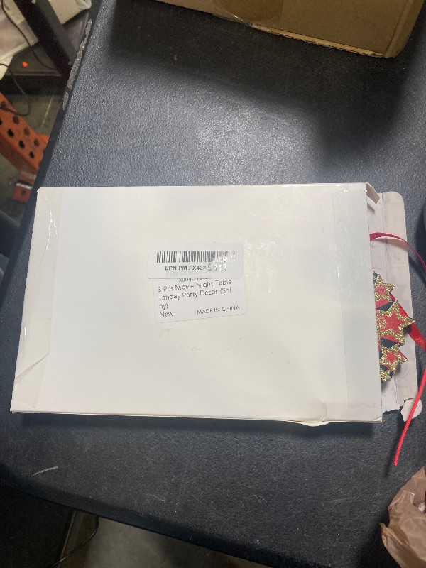 Photo 1 of 3 Pcs Movie Night Table Decorations Popcorn Projector Wooden Signs for Cinema Movie Time Birthday Party Decor (Shiny)