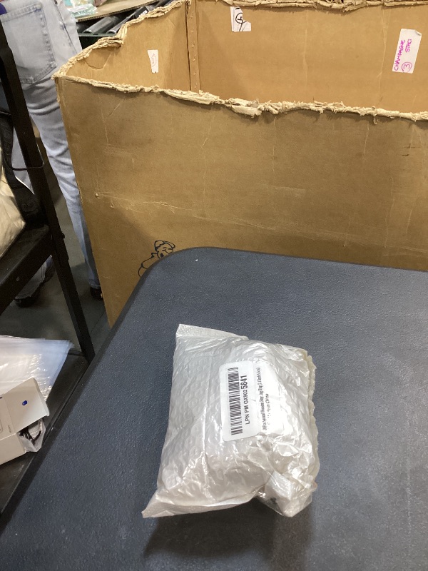 Photo 1 of LECZIVOEN 20Pcs Natural Wooden Rings for Crafts, Unfinished Wood Rings for Macrame Pendant Connectors?DIY Making, Craft Rings, Wood Teething Ring (2.17inch/5.5cm)