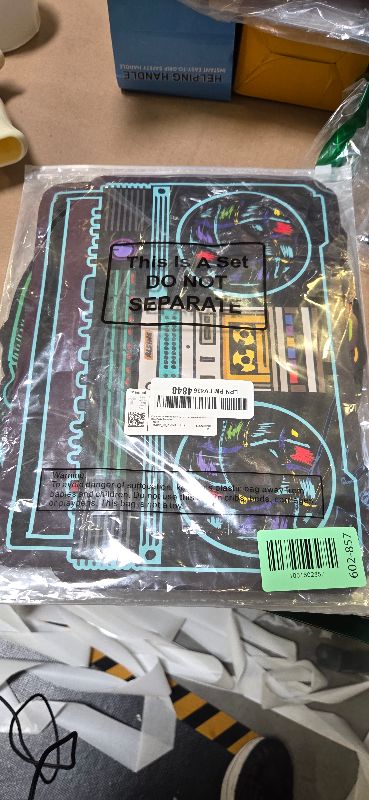 Photo 1 of Zhanmai 26 Pieces 80s 90s Party Decorations Inflatable Boombox Radio Mobile Phone Gold Foil Chain Balloons 80s 90s Props Retro Cassette Headphones Player Cutouts for Hip Hop Party Supplies