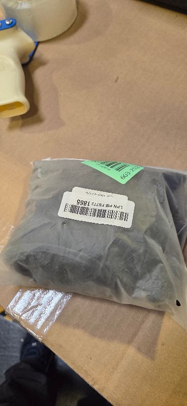 Photo 1 of 2Pcs Semi Trucks Window Shades, Side Window Sunshade for Truck with Suction Cups, 20"x23" for Volvo VNL, International Trucks, Freightliner Semi-Trailer Sunshade Accessories