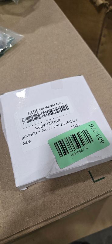 Photo 1 of JABINCO 5 Pack 12V Car Add-a-Circuit Fuse TAP Adapter Mini ATM APM Blade Fuse Holder