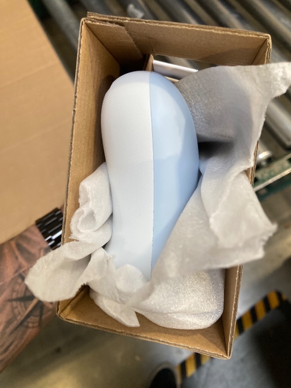 Photo 1 of 8Bitdo Ultimate 2C Hall Effect Joysticks Bluetooth Controller with Remappable L4/R4 Bumpers, 6-axis Motion Control, Rumble Vibration and Turbo Function for Switch/Switch 2 (Blue)