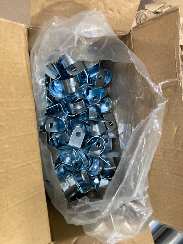 Photo 1 of 1 Hole 1 Inch Pipe Clamps, 200 Pcs Rigid Pipe Straps?Zinc-Plated Steel Pipe Strap Clamp for Pipe Tube Wire Installation and Fixing EMT Conduit