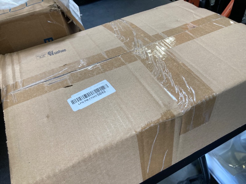 Photo 1 of Hushee 20 Pack Large Rotisserie Chicken Roaster Container with Lids Black Plastic Chicken Food Storage Container Carrier Without Handle Rectangular Take out Reusable Storage High Dome Clear Lid