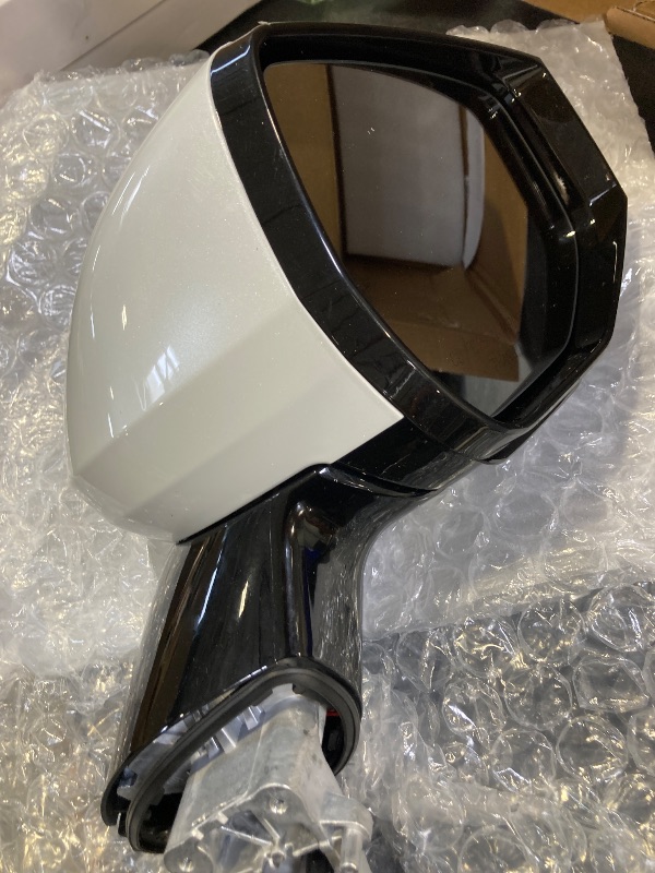 Photo 1 of Lqito Right Passenger Side Mirror Compatible With 2023 2024 2025 Kia Sportage With Manual Folding Power Glass Heated Turn Signal Blind Spot White Replace#87620P1060(8Pins)