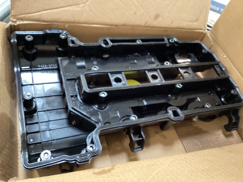 Photo 1 of MITZONE Engine Valve Cover kit w/Gaskets & Bolts Compatible with 2011-2020 Chevrolet Chevy Cruze Sonic Volt Trax Buick Encore Cadillac ELR L4 Replaces # 25198874 55573746 264-968