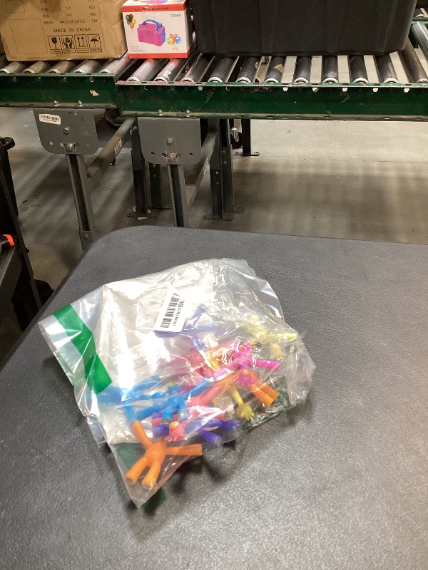 Photo 1 of 12 PCS Magnet Men Fidget Toys for Kids - Humanoid Magnetic People Toy Games, Cute Giraffe Fridge Office Magnets Educational Sensory Toys Fun Quiet Travel Toys Games for Classroom Boys(Solid Style)