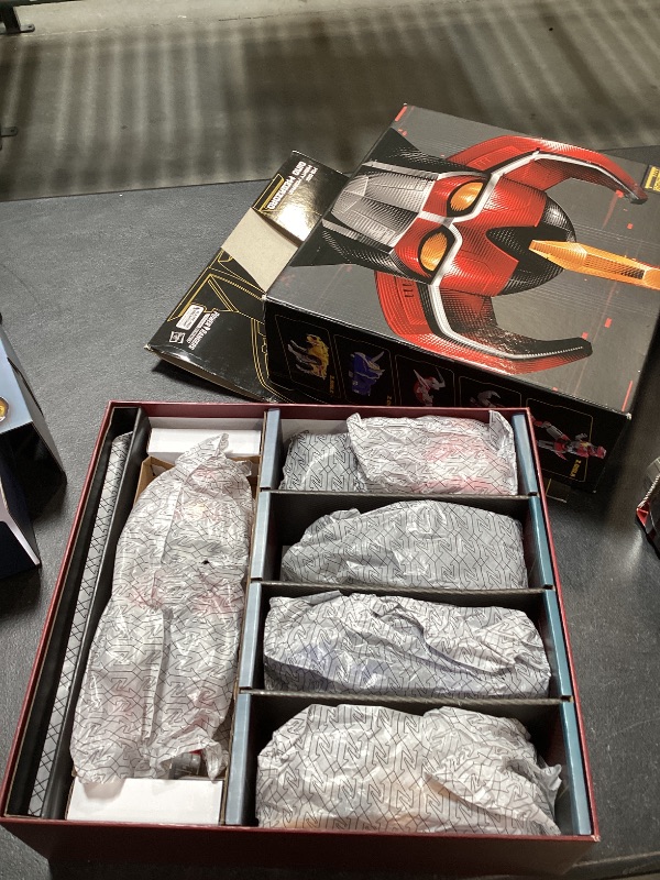 Photo 1 of Power Rangers Hasbro Lightning Collection Zord Ascension Project Mighty Morphin Dino Megazord 1:144 Scale Collectible