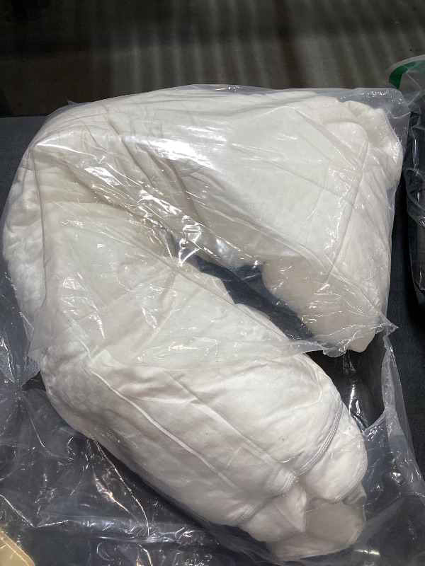 Photo 1 of Bed comforter 