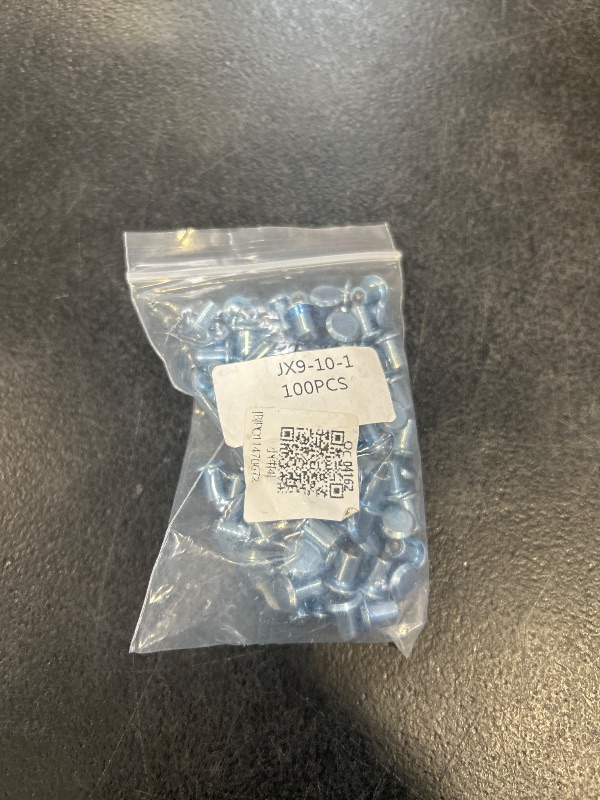 Photo 1 of 100pcs 9mm0.35 Tire Stud Screw, AntiSlip Snow Tire Studs Wheel Tyre Tire Spikes Trim Screw in Tire Stud for CarTruckBikeBootMotorcycleATVSUV Auto Accessories (100PCS)