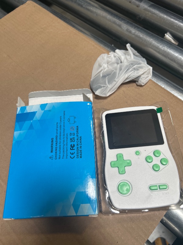 Photo 1 of 32 Bit Handheld Games for Kids Preloaded 139 Video Games, Portable Video Gaming Player with 3.0" IPS Screen and Rechargeable Battery, Mini Travel Games Electronic Gifts Toys for Boys Girls, White