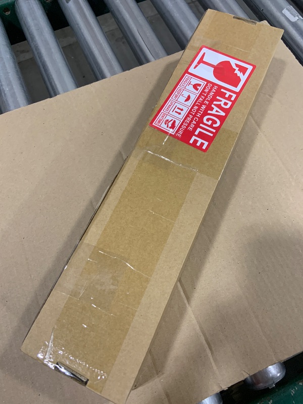 Photo 1 of Jecoupoon 3rd Third Brake Light Cargo Lamp High Mount Stop Light Halogen 25890530 Compatible with Silverado 1500 2500HD 3500HD 2007-2013 Lamp