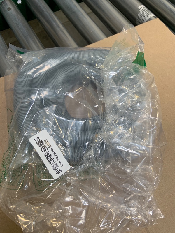 Photo 1 of 00668108 Drain Hose compatible with Bosch Dishwashers