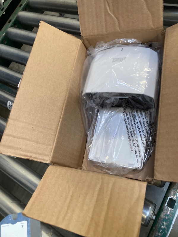 Photo 1 of PURELL ES8 Automatic Hand Soap Dispenser, White, for 1200 mL PURELL ES8 Soap Refills (Pack of 1) - 7730-01 - Manufactured by GOJO, Inc.