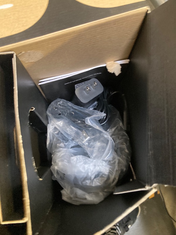 Photo 1 of Braun Series 8 8560cc Electric Razor for Men, 4+1 Shaving Elements & Precision Long Hair Trimmer, 5in1 SmartCare Center, Close & Gentle Even on Dense Beards, Wet & Dry Electric Razor, 60min Runtime