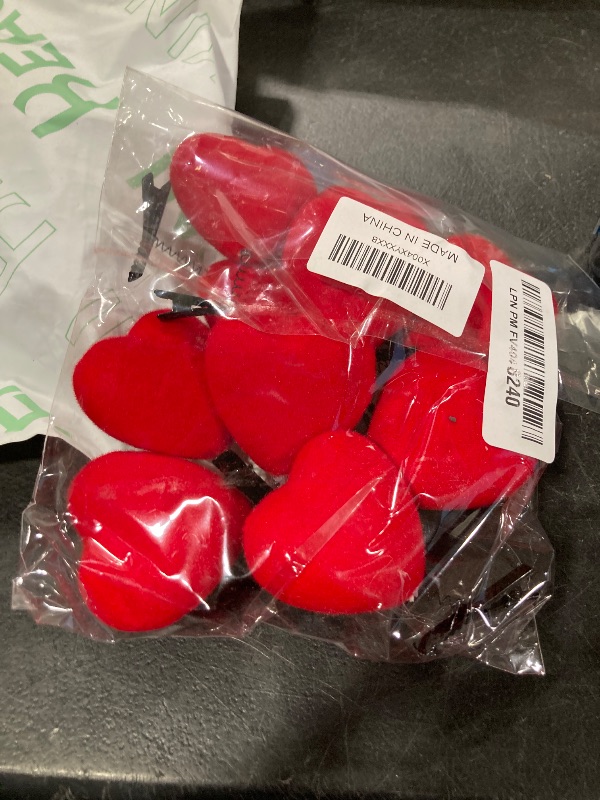 Photo 1 of 10Pcs Heart Hair Clips Cute Valentines Day Hair Claws Red Love Shape Spring Designs Kawaii Festival Hair Accessories Non Slip Duck Hair Pins for Valentines School Home Party Props Lovers