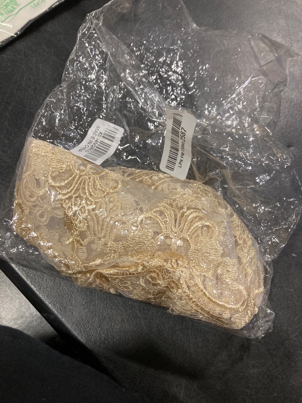 Photo 1 of 4Pcs Lace Table Placemats French Country Decor, 11 Inch Circle Doilies for Tables, Vintage Furniture Doilies for Dessert Trays Nightstand Dresser, White