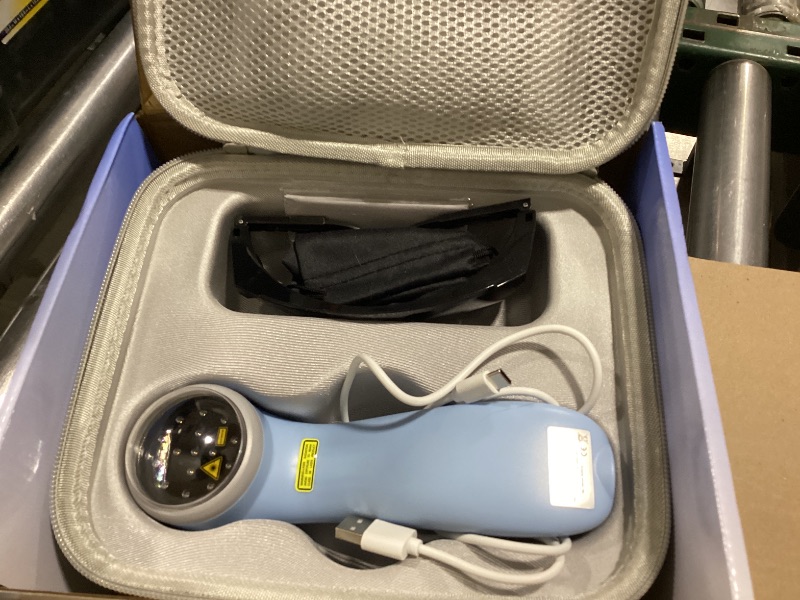 Photo 1 of LLLT Cold Laser Therapy Device with Protective Magnetic Cover, 5 * 808nm & 10 * 650nm Human/Vet Handheld Infrared Red Light Therapy, Pet Dogs Treatment Device for Muscle Pain Relief & Improve Healing