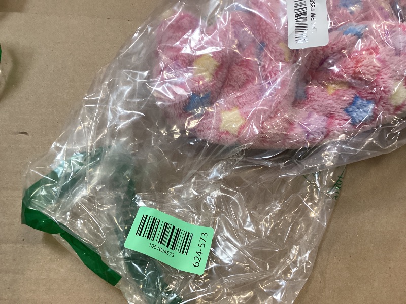 Photo 1 of 1pcs only GOMICRAFT Hanging Corner Hammock with Hooks for Rats, Squirrels, Sugar Gliders, Guinea Pigs, Hamsters and Other Small Animals. Perfect for Pet Critter Cages.