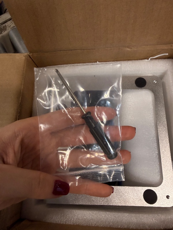 Photo 1 of **UNTESTED**
Twotrees TS1 Mini 3W Laser Engraver,Portable Laser Engraving Machine,Lase Cutter,3000mm/min Speed,80x80x30 mm Working Area,Laser Engraver Machine for Jewelry, Metal, Wood, Glass,Leather