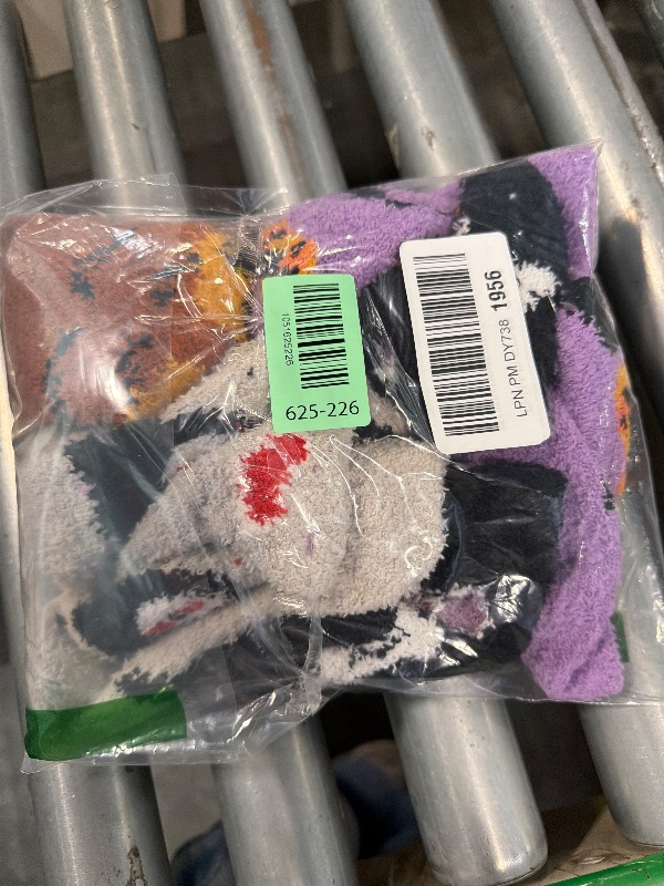 Photo 1 of ****REFERENCE PICTURE*** Geyoga 6 Pairs Halloween Fall Fuzzy Socks with Cards for Womens Thick Cozy Fluffy Socks Trick-or-treat Warm Gifts