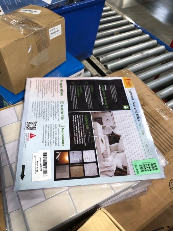 Photo 1 of ** OFF WHITE**
LONGKING 10-Sheet Peel and Stick Tile for Kitchen Backsplash, 12in x 12in Bright White Subway Tile with Grey Grout1051638503
LPNO465998005
