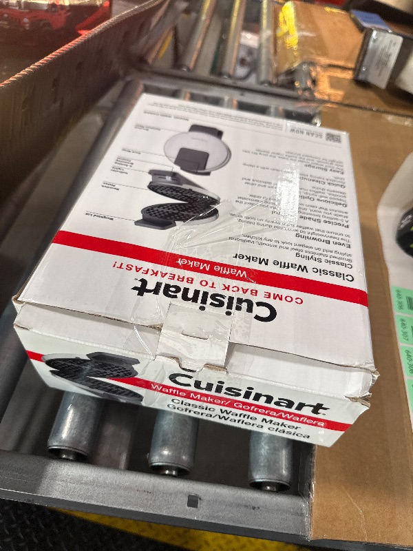 Photo 1 of *Missing Parts*
Cuisinart Waffle Maker, 1250W Round Classic Waffle Iron, 5-Setting Adjustable Browning Control, WMR-CANAS, Brushed Stainless