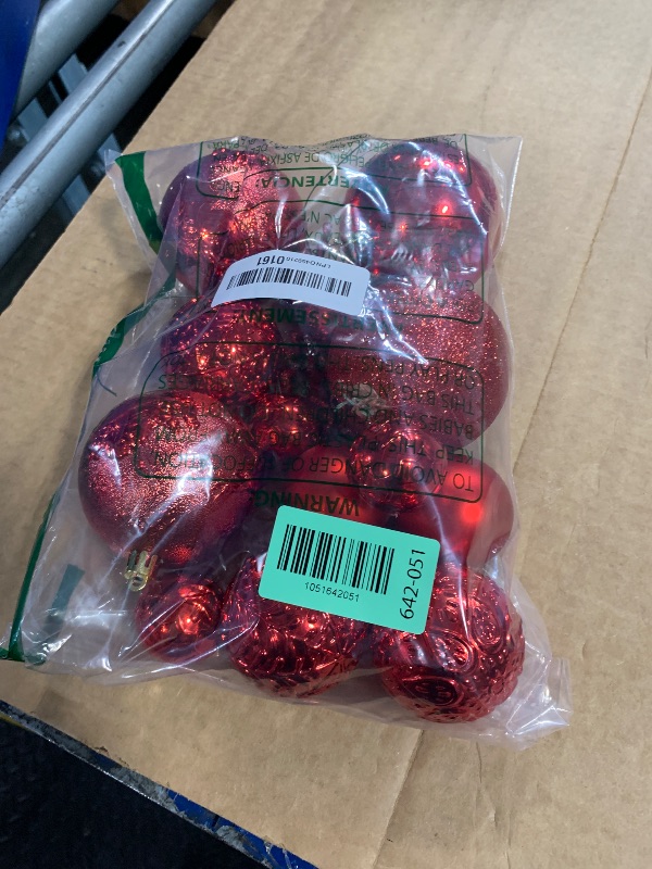 Photo 1 of *MISSING PARTS*
41PCS Christmas Ball Ornaments for Christmas Tree Decorations, Xmas Tree Red Shatterproof Ball Ornaments with Hanging Loop for Holiday and Party Decoration