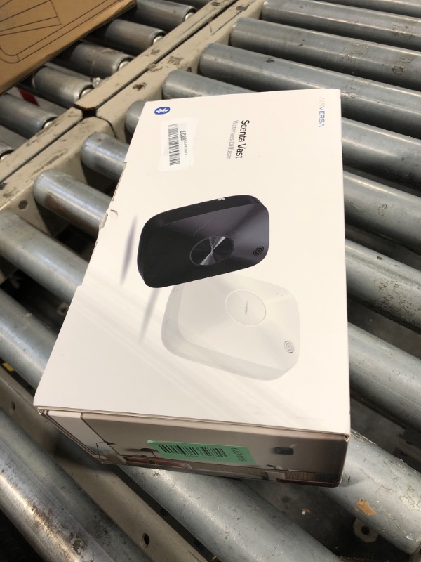 Photo 1 of *USED*
Airversa Smart Scent Air Machine with 400mL Capacity Up to 2000 sq ft Waterless Diffuser for Essential Oils for Home and Commercial Spaces, Aromatherapy Scent Diffuser for Large Rooms, White ANA