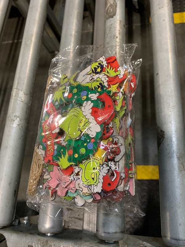 Photo 1 of **** GRINCH 2 PK *** Slitunk Christmas Tree Decorations, 24PCS Christmas Cute Wooden Hanging Ornaments for Tree, Christmas Decor Indoor Home Party Gifts