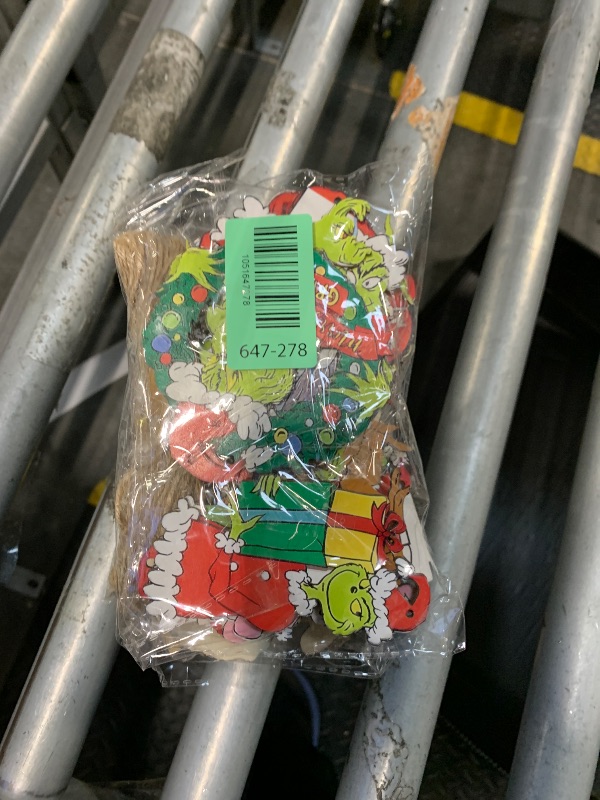 Photo 1 of *** 3PK GRINCH **** Slitunk Christmas Tree Decorations, 24PCS Christmas Cute Wooden Hanging Ornaments for Tree, Christmas Decor Indoor Home Party Gifts