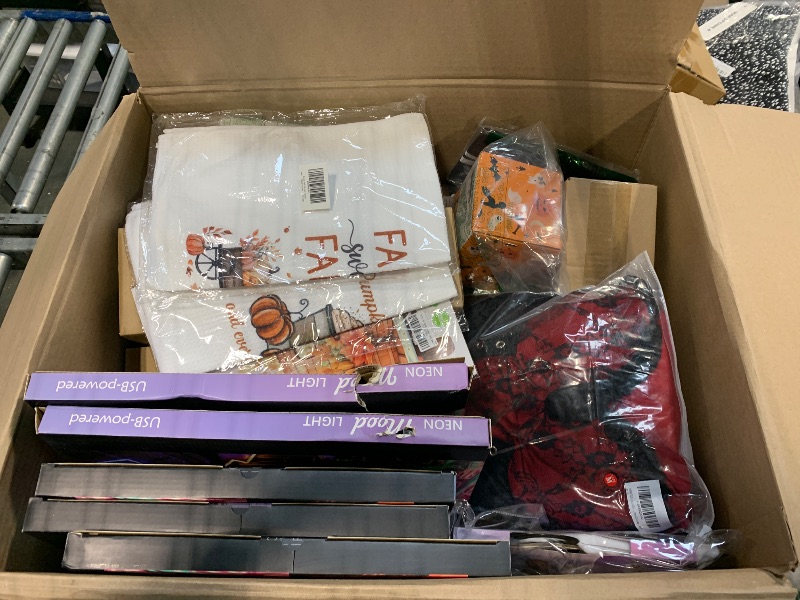 Photo 1 of *** FINAL SALE ,NO RETURNS *** Halloween / Fall Msytery box 