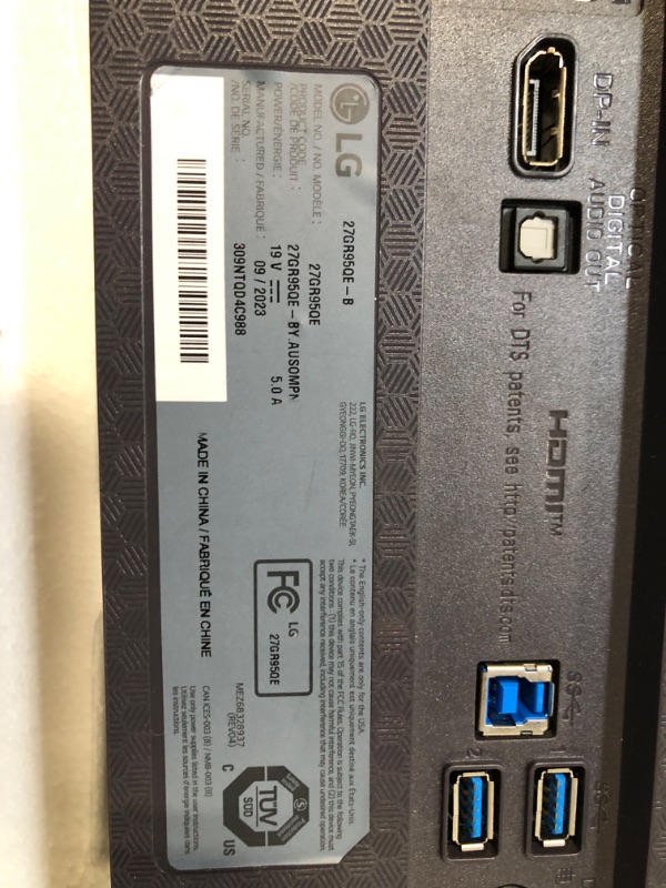 Photo 1 of **USED**LG 27GX700A-B 27-inch Ultragear QHD (2560 x 1440) OLED Gaming Monitor, 280Hz, 0.03ms, NVIDIA G-Sync, AMD FreeSync Premium Pro, VESA DisplayHDR TrueBlack500, with up to DCI-P3 99.5%, HDMI 2.1, Black