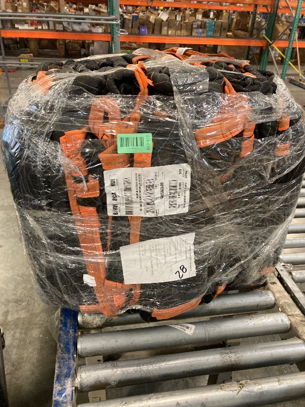 Photo 1 of  Heavy Duty Padded Moving Blankets 7 Packing Blankets, Furniture Covers for Moving **item similar to picture**