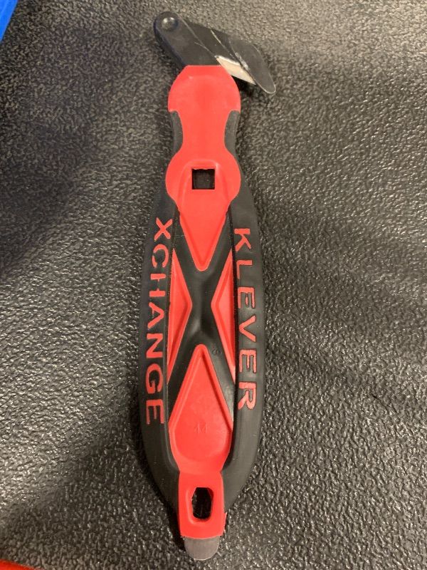 Photo 1 of **UNTESTED**
Klever XCHANGE, Box Cutter, Safety Cutter, Utility Knife, SAFETY Knife, Replaceable Head Perfect For Cutting Double Wall Cardboard or Other Thick Material (Red)