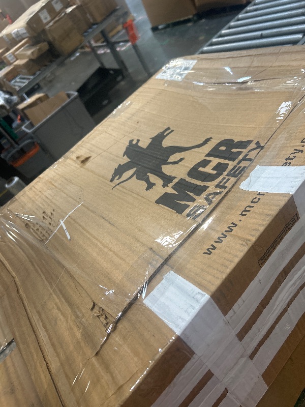 Photo 1 of *****VERY USED***
PetSafe ScoopFree Crystal Pro Legacy Self-Cleaning Cat Litter Box, Automatic, Not Enclosed, Gray